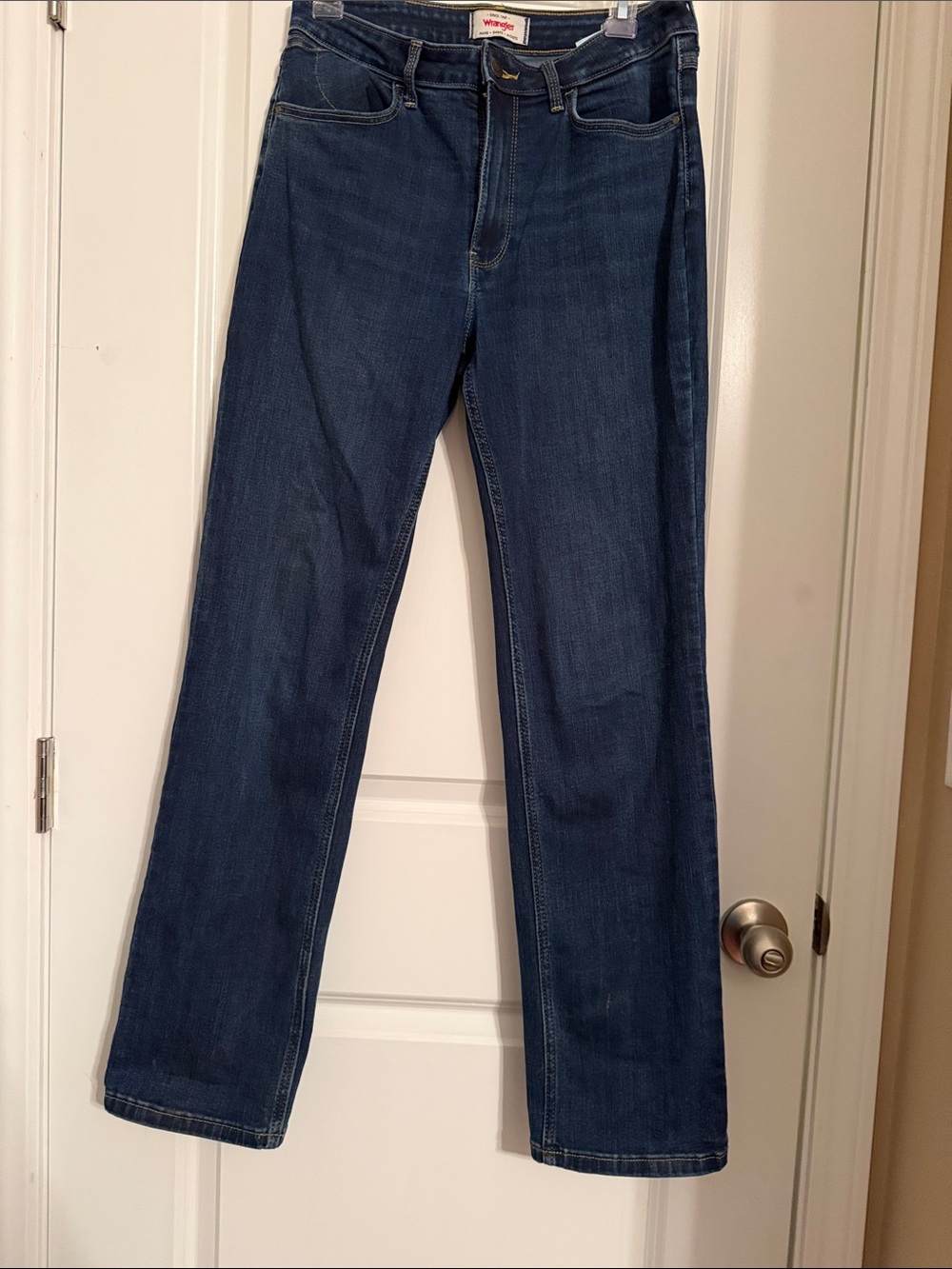 Wrangler Men’s Dark Indigo Bootcut Jeans